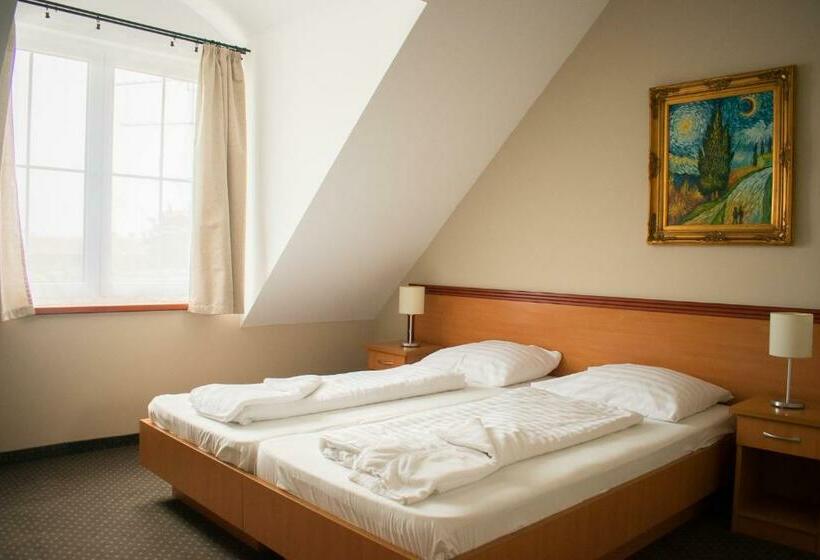 트리플 클래식 룸, P4w Hotel Residence Szombathely