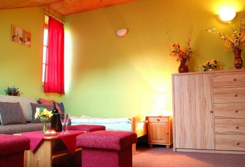 Quarto Estandar, Penzión   Koliba U štefana
