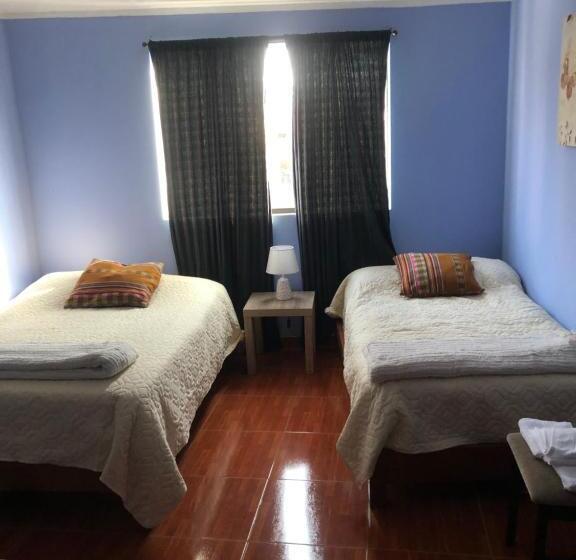 اتاق استاندارد سه نفره, Pedraza House Airport