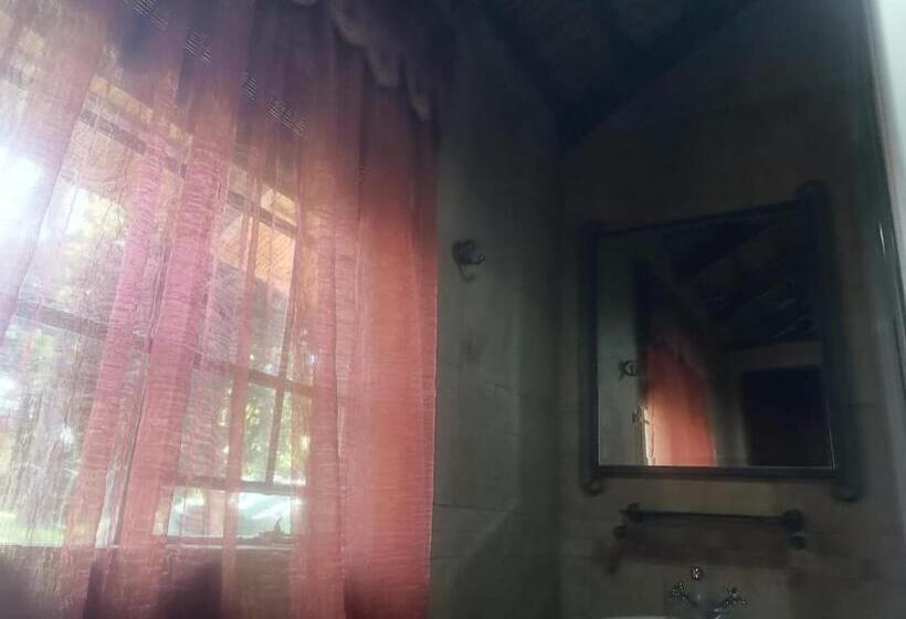Студио Стандарт Вид на Бассейн, Sgele Guesthouse