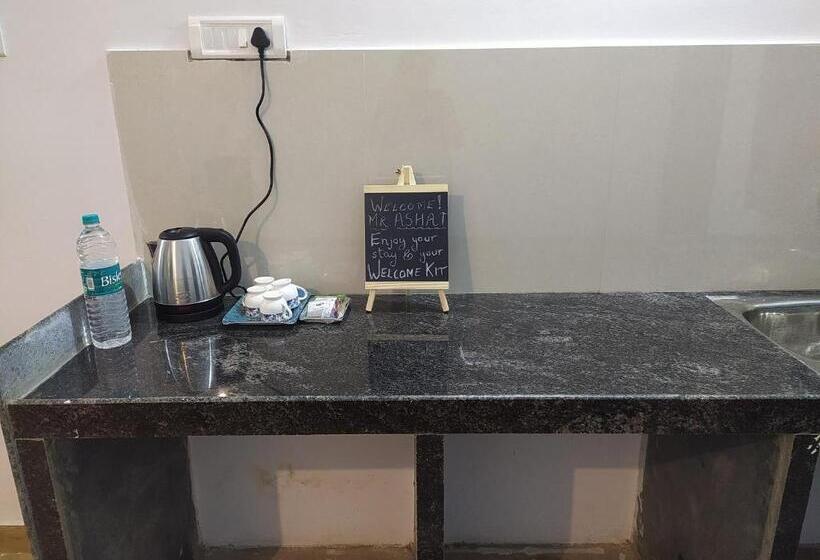 استودیوی سوپریور, Miranda Guest House By Rosh Hospitality