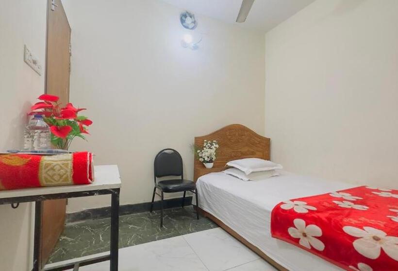 اتاق اکونومی, Royal Blue Residence