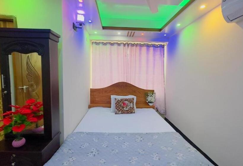 اتاق استاندارد یک نفره, Royal Blue Residence