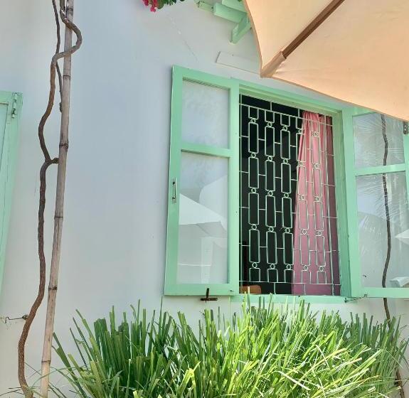 اتاق استاندارد, Chành Rành House