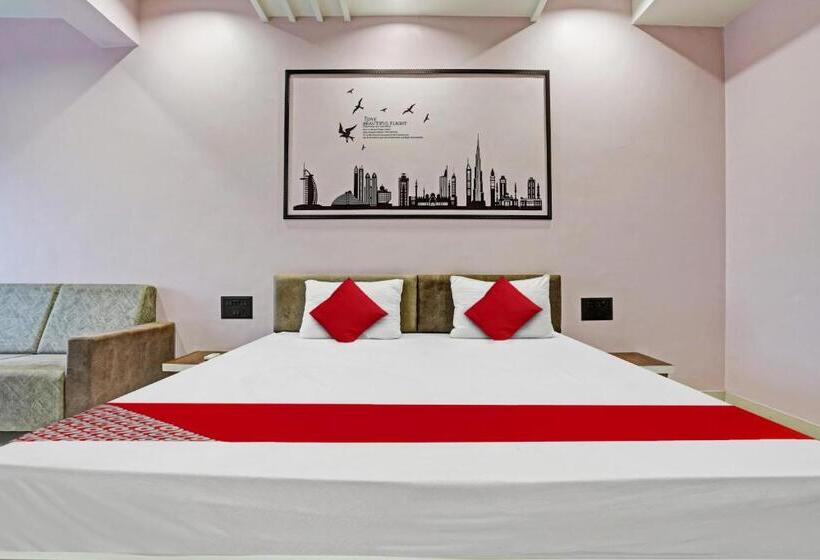 Трехместный Номер Классика, Oyo Flagship Hotel Barsana