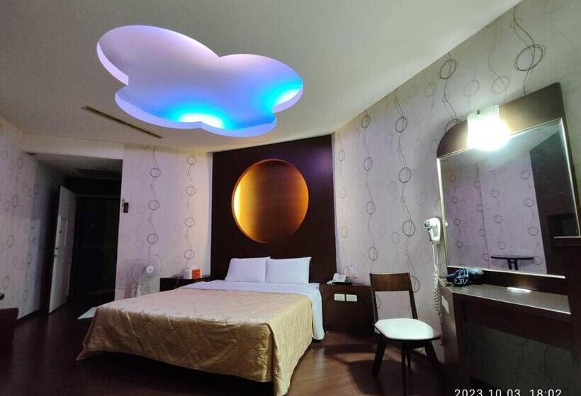 اتاق لوکس, Xinghe Motel   Neipu Branch