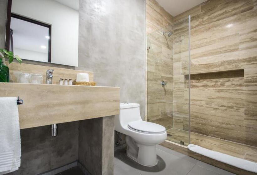 سوئیت جونیور با تراس, Boutique Casa Xaan