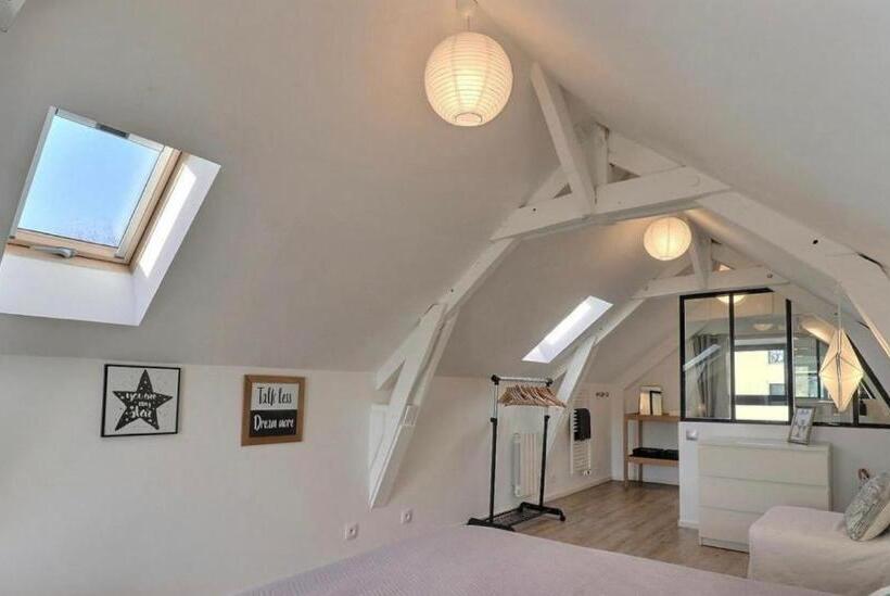Дом 1 Спальня, Manoir Du Gahil Martin