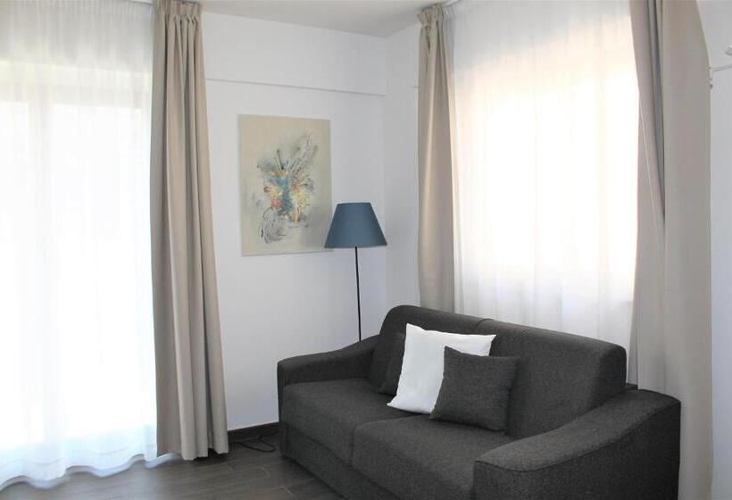 آپارتمان 1 خوابه با تراس, Residence Pola