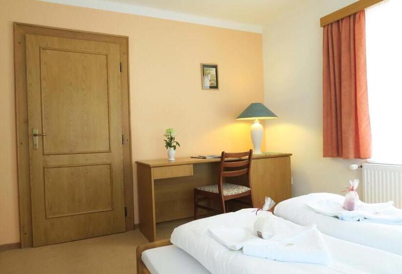 اتاق استاندارد, Horský Pension Gendorf