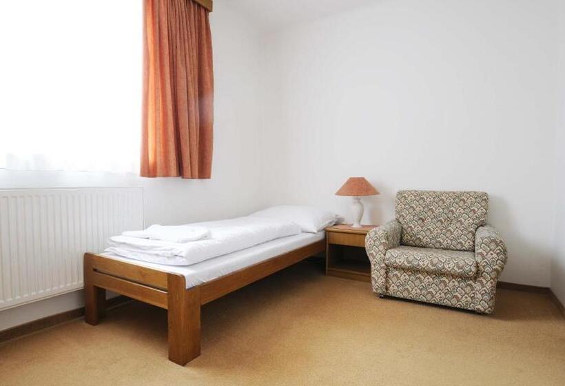اتاق لوکس سه تخته, Horský Pension Gendorf