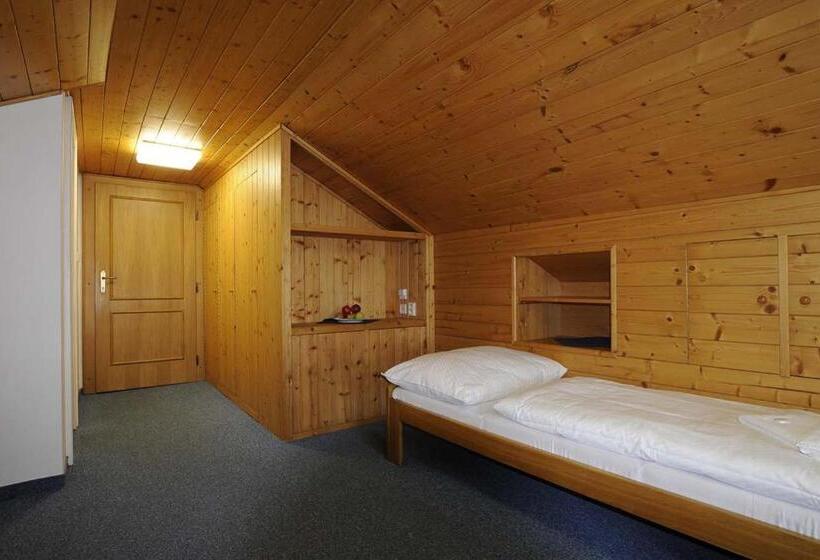 Economy Quadruple Room, Horský Pension Gendorf
