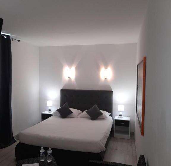 Номер Deluxe, Au Moulin Du Pont