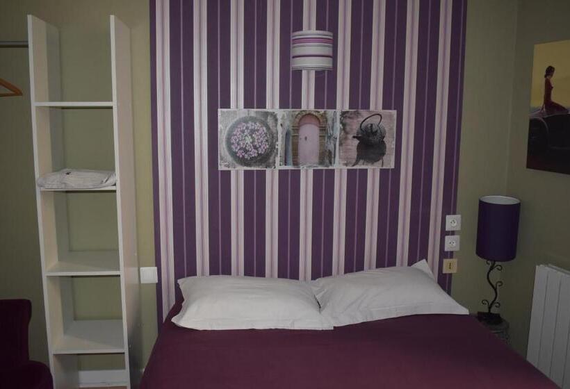 Номер Стандарт, Hôtel Le Mélèze