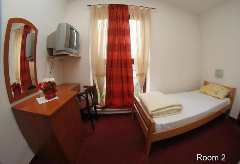 اتاق لوکس یک تخته, Motel Bella Italia