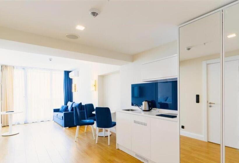 آپارتمان 1 خوابه, Orbi Citi Black Sea View Apart