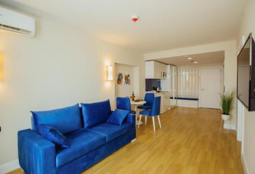 آپارتمان 2 خوابه, Orbi Citi Black Sea View Apart