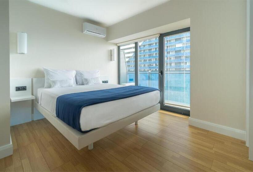 آپارتمان سوپریور 1 خوابه, Orbi Citi Black Sea View Apart
