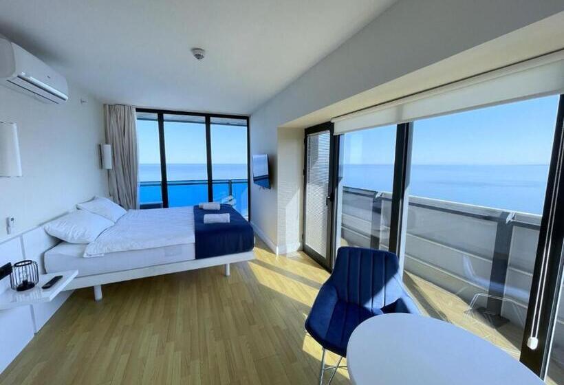 سوئیت 2 خوابه, Holiday In Orbi City Batumi
