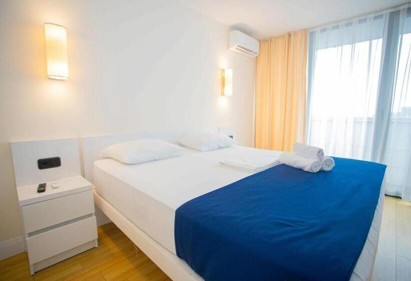 سوئیت 2 خوابه, Holiday In Orbi City Batumi