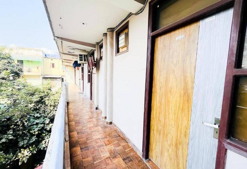 اتاق استاندارد, Luxe Getaways Classic  Nizammuddin Railway Station
