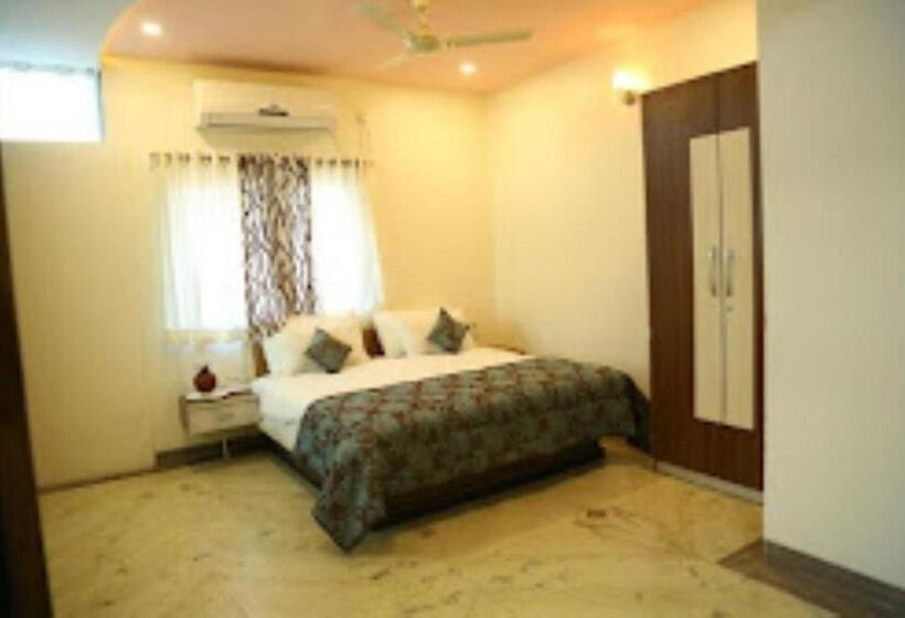 Номер Deluxe, Manju Palace,nanded