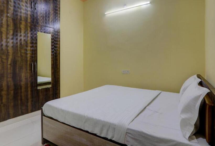 Трехместный Номер Классика, Oyo City Prime Residacy