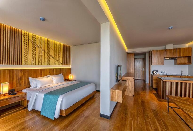 Suite with lake view, The Trees, Kandy