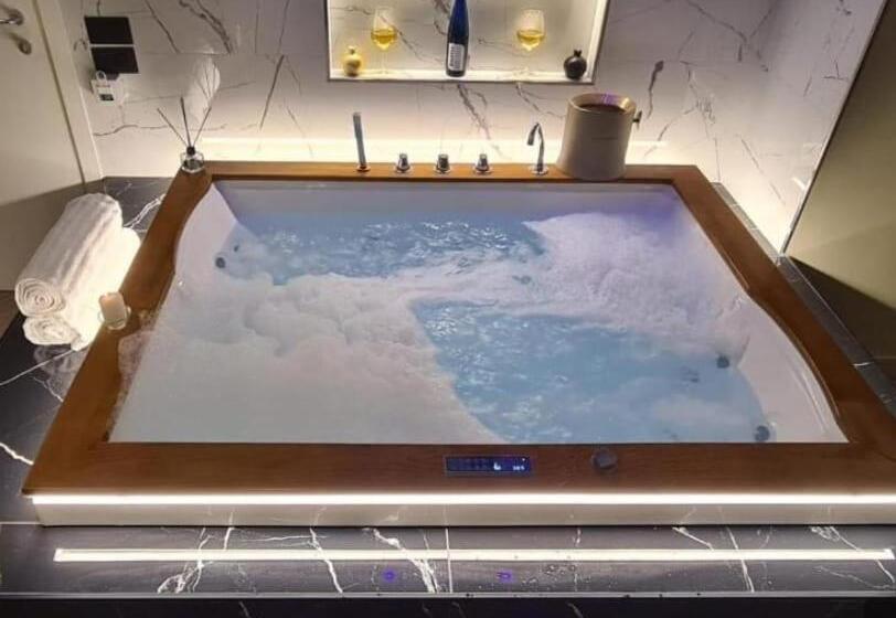 Люкс Superior, Suite Pizzo Jacuzzi Rooms