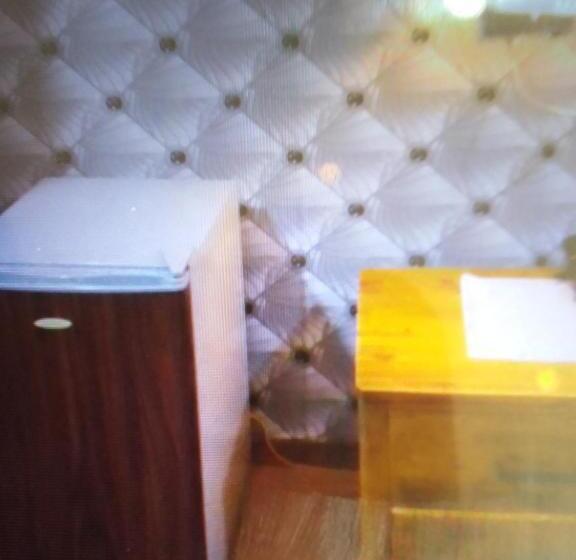 اتاق لوکس با تخت بزرگ, Villa Toscana Victoria Island Oniru