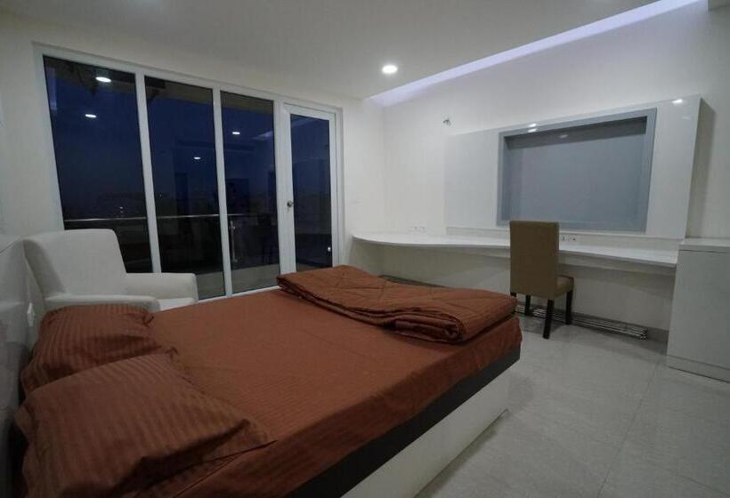 Номер Deluxe, Palette Perumbakkam Near Sathyabama University