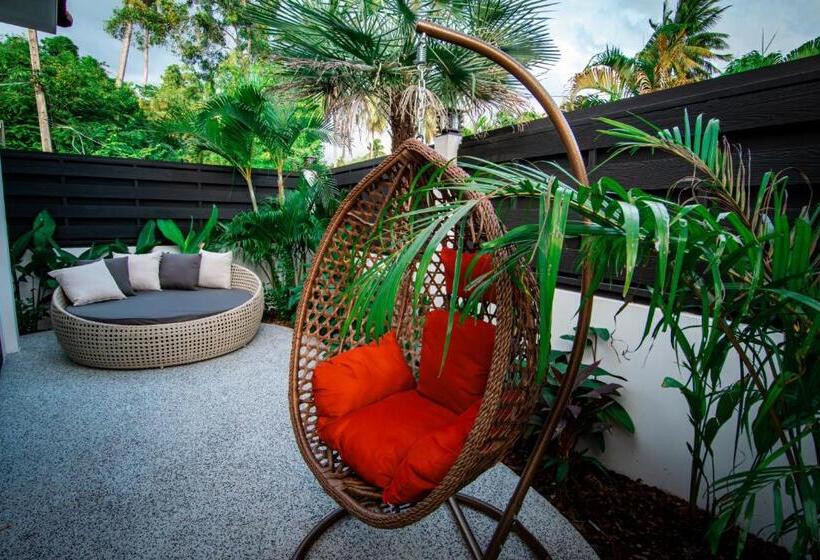 Полулюкс Повышенной Комфортности, La Belle Vie   Boutique Hotel Adults Only
