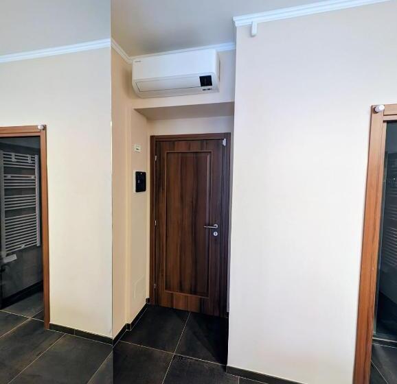 Chambre Deluxe avec Balcon, Benedict Rooms