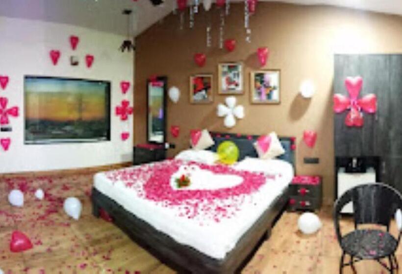 Номер Deluxe, Jimira Resort , Shivrajpur