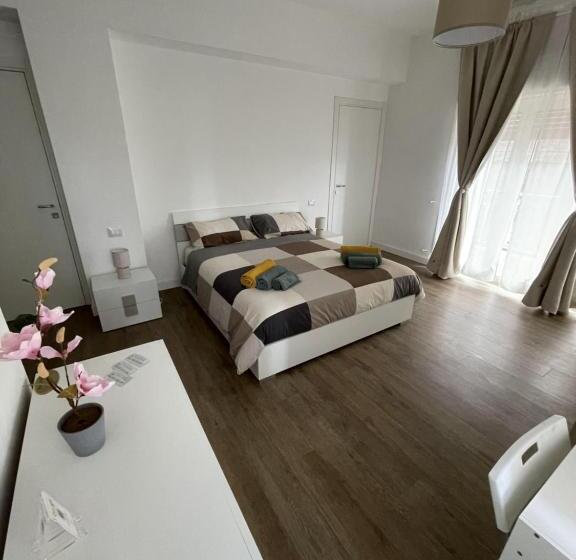 اتاق استاندارد سه نفره, Mamà B&b