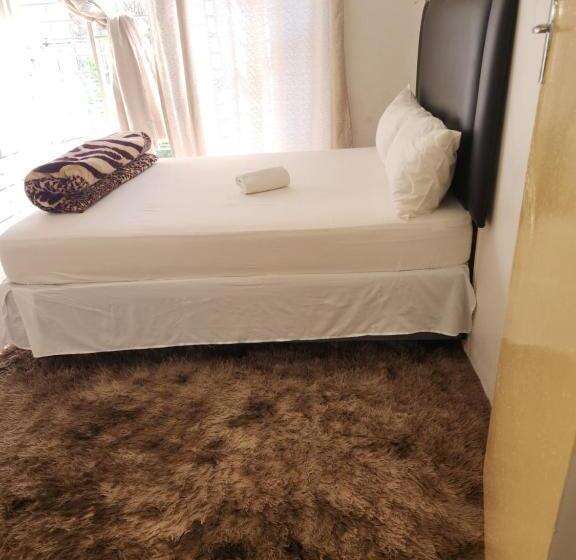 스탠다드 룸, Hunters Nest Guest House Bronkhorstspruit