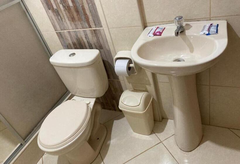 اتاق استاندارد یک نفره, Illari Wari Ii Hotel Sauna