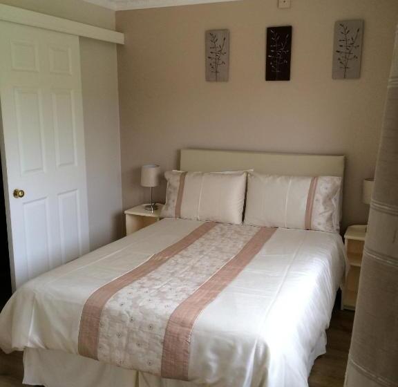 Номер Стандарт Индивидуальный, Barr S Guest Accommodation