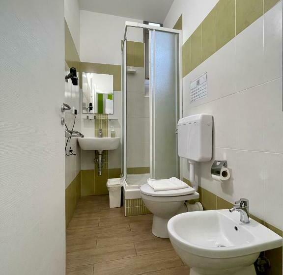 اتاق استاندارد, B&b Universita