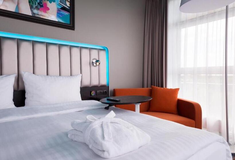 اتاق سوپریور با بالکن, Park Inn By Radisson Riga Valdemara