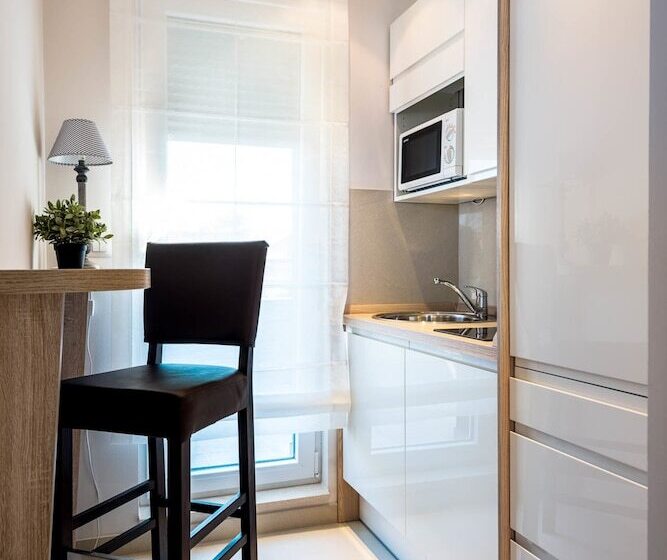 استودیوی سوپریور, Madison Luxury Apartments & Rooms