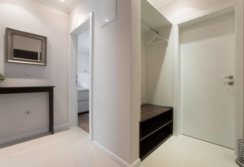سوییت لوکس, Madison Luxury Apartments & Rooms