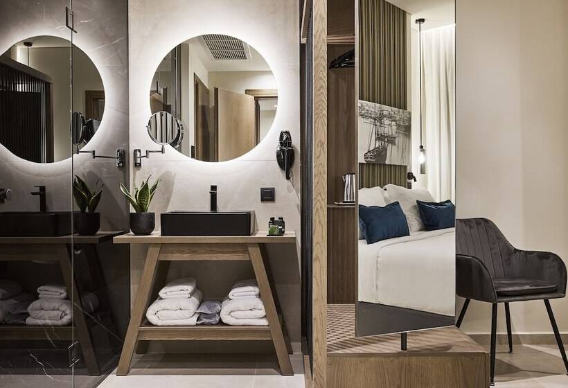 Номер Стандарт, Athenarum Portus Life & Style