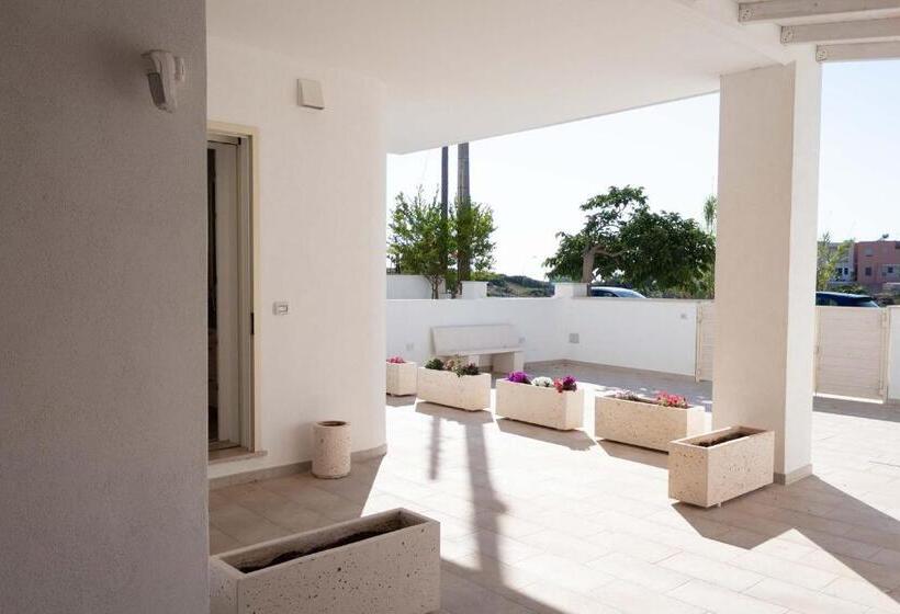 استودیوی استاندارد, La Spiaggetta