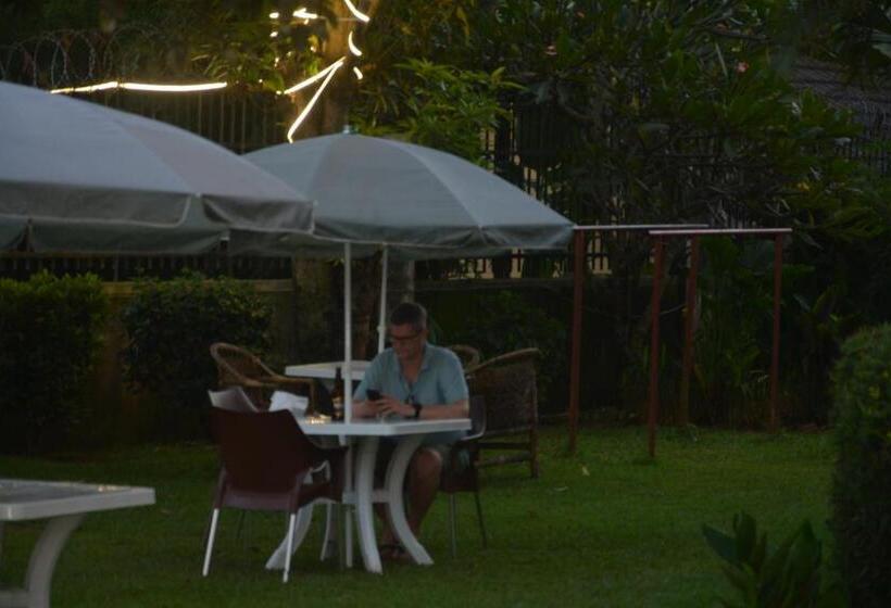 اتاق استاندارد سه نفره, Lakeshore Bed And Breakfast