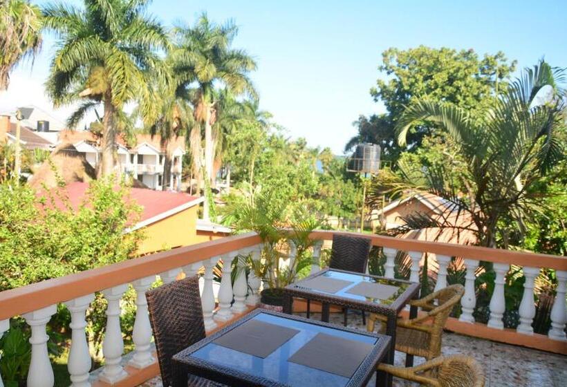 اتاق لوکس, Lakeshore Bed And Breakfast