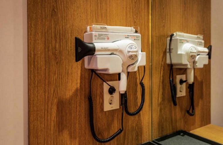 اتاق استاندارد با وان آب گرم, For You Self Service Motel