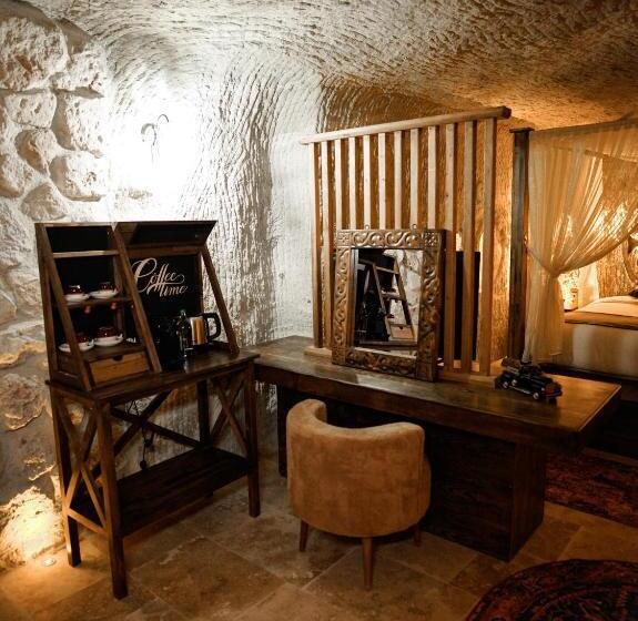 디럭스 스위트, Lost City Cappadocia