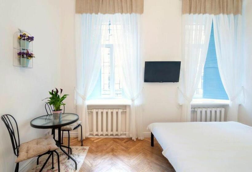 استودیوی استاندارد, Kyiv Vogue Apartments