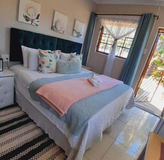 سوئیت با تخت بزرگ, Adante Lodge 27 Mlonyeni